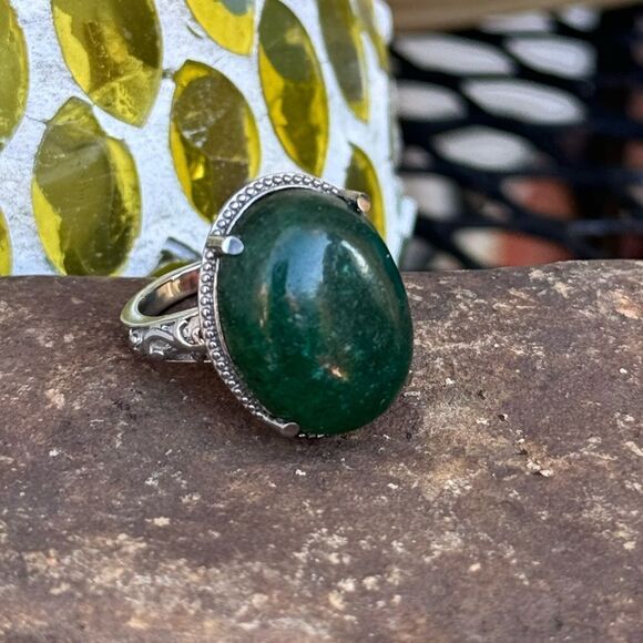 NIB Green Aventurine Stone Ring In Silver Size 7 Boho Hippie Earthy - Picture 1 of 6